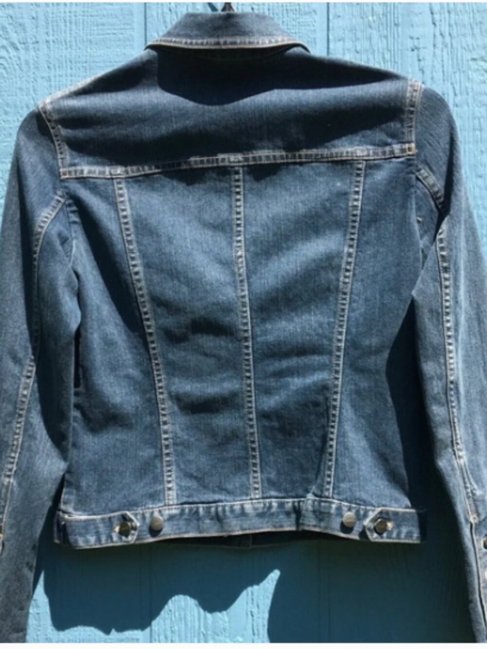 Tahari Medium Wash Button Down Denim Jacket Women’s Size Small - Picture 3 of 5